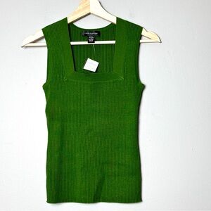 NWT Dark Green Tank Top Sweater Size Medium